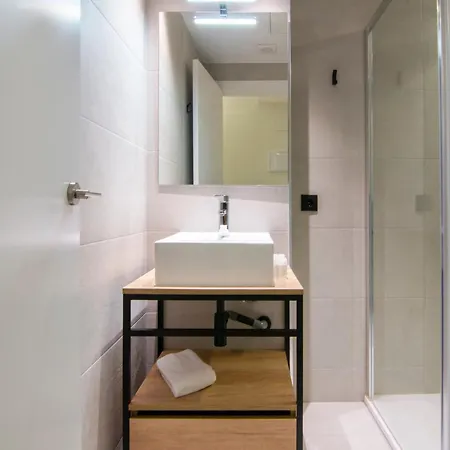 Vlc Host - Reino Apartment